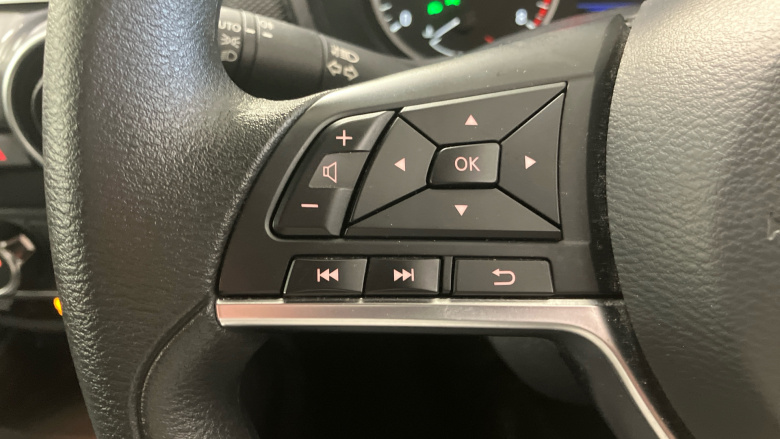 Nissan Juke 1.0 DiG-T 114 Acenta 5dr Petrol Hatchback